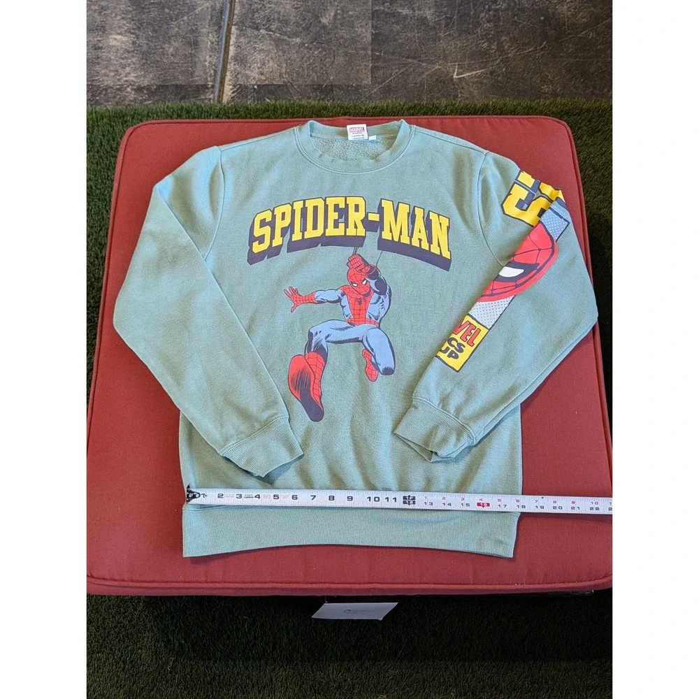 Marvel Spiderman Sweater Size Men Small Like New